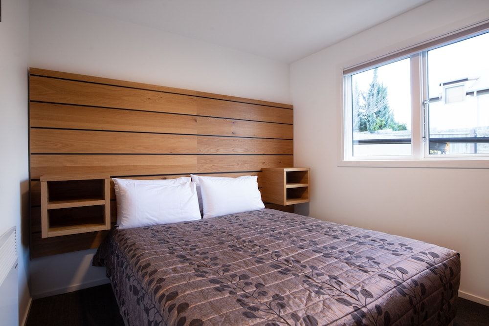 undefined Sydney Street Apartments 4