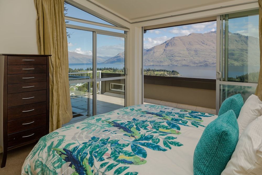 undefined Lake View Villa 7