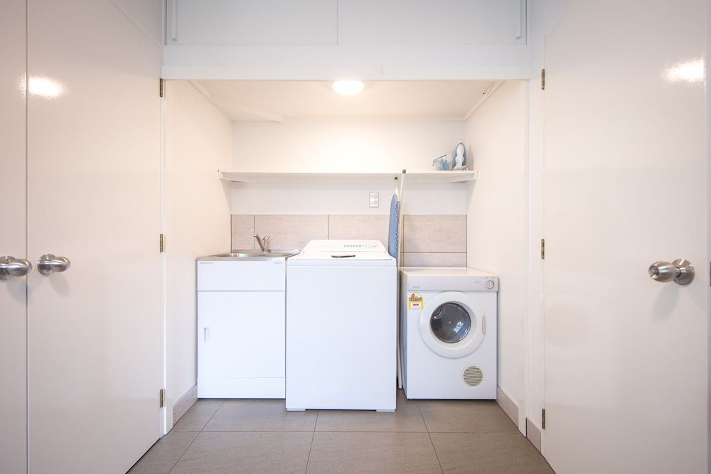 undefined 66 Robins Road 10