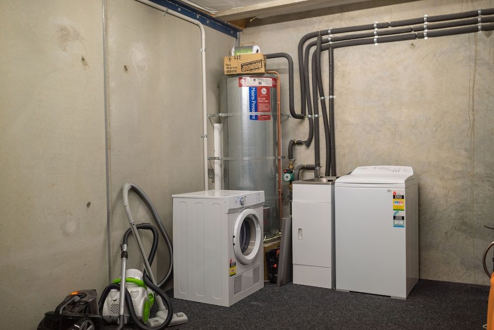 Modern Queenstown Apartment & Great Lake Views Comfort Apartment, 2 Bedrooms 9