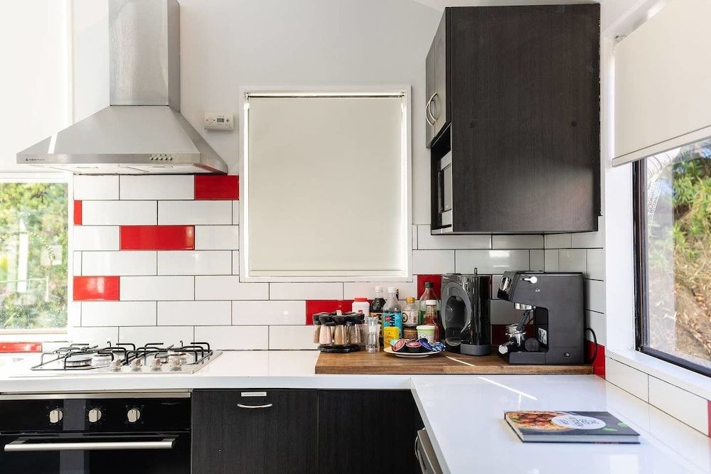 Modern Family Home 350 meters to Town Centre Family House, 3 Bedrooms 13