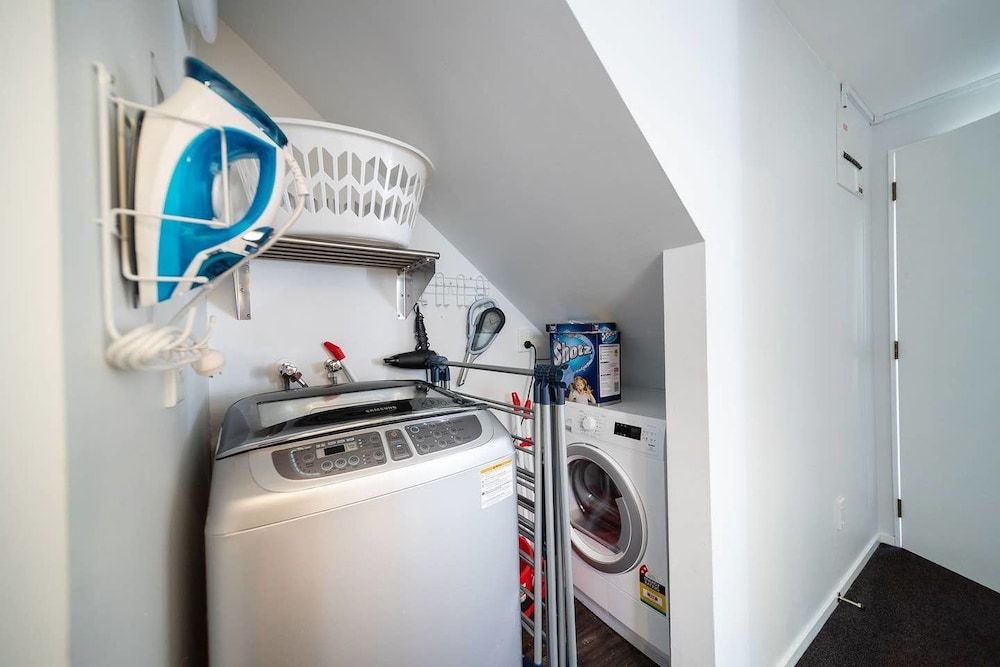 Modern Family Home 350 meters to Town Centre Family House, 3 Bedrooms 23