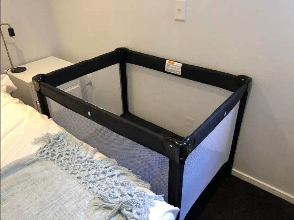 Modern Family Home 350 meters to Town Centre Family House, 3 Bedrooms 20