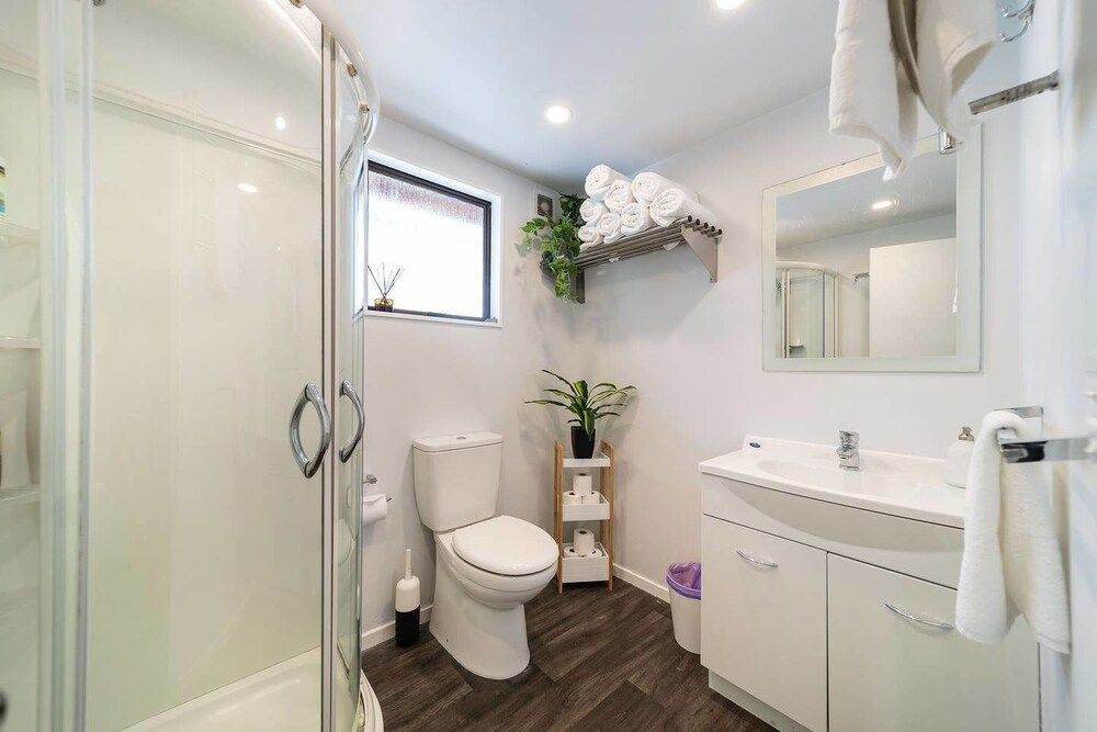 Modern Family Home 350 meters to Town Centre Family House, 3 Bedrooms 24