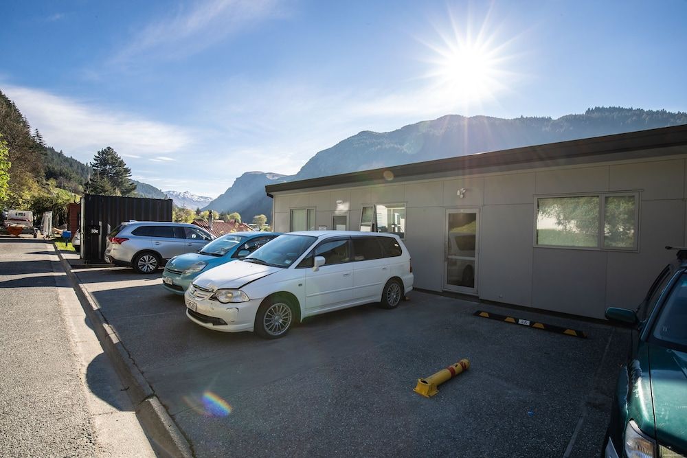 undefined Downtown Mountain Paradise - So Central 2