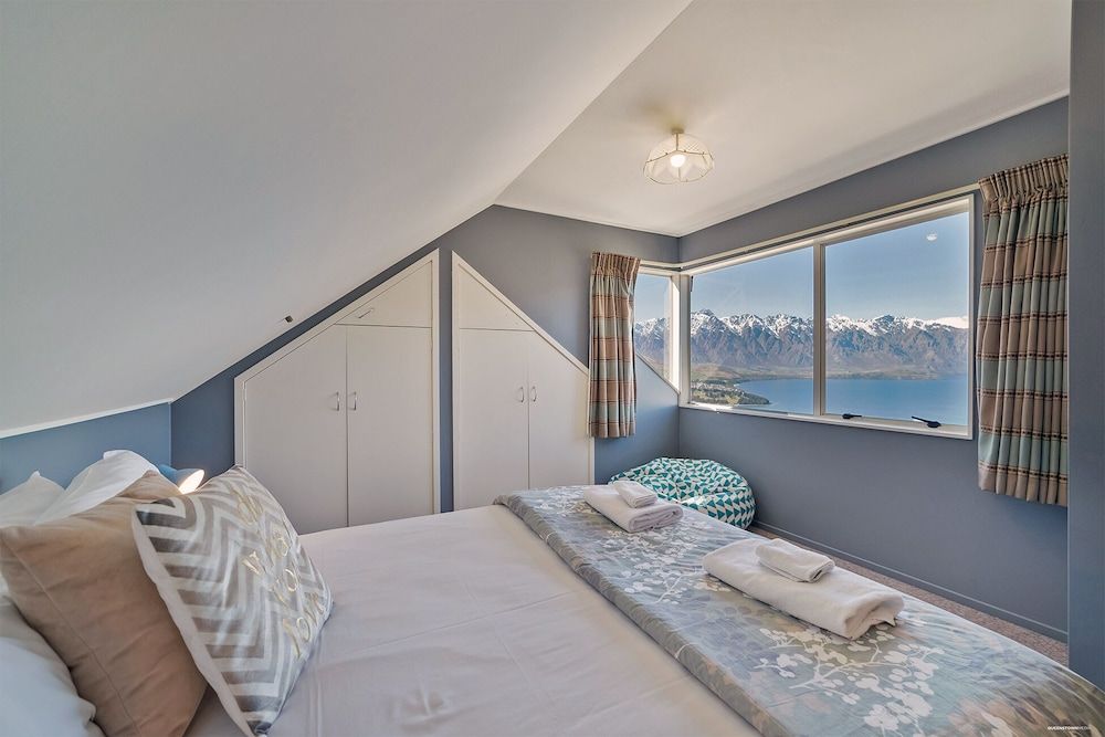 undefined Picturesque View 6