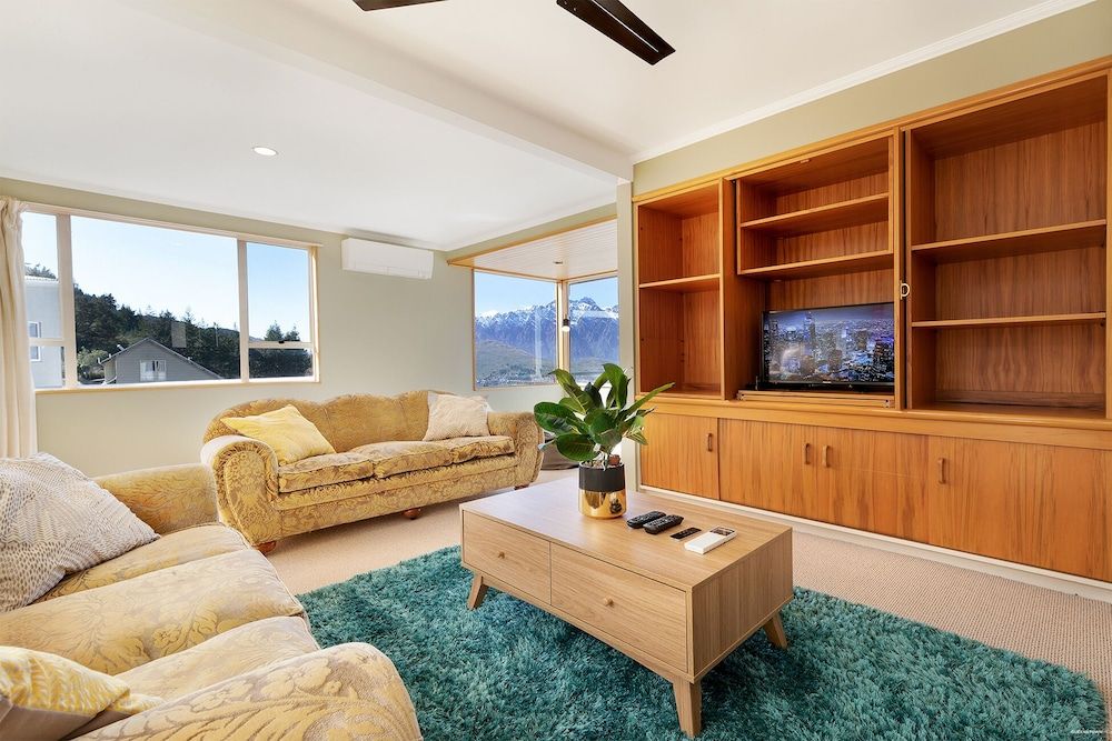 undefined Picturesque View 10