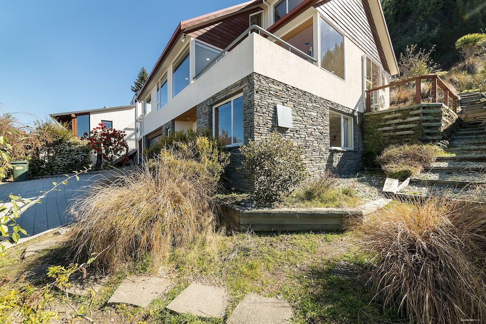 undefined Picturesque View 2