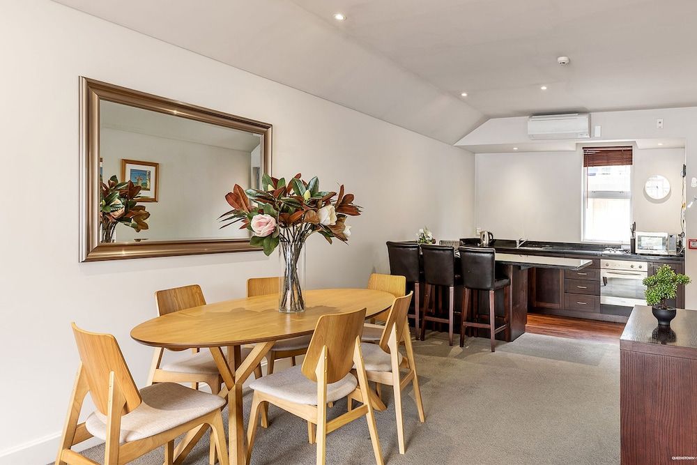 undefined Alpine Village - 2 Bedroom Executive Apartment 8