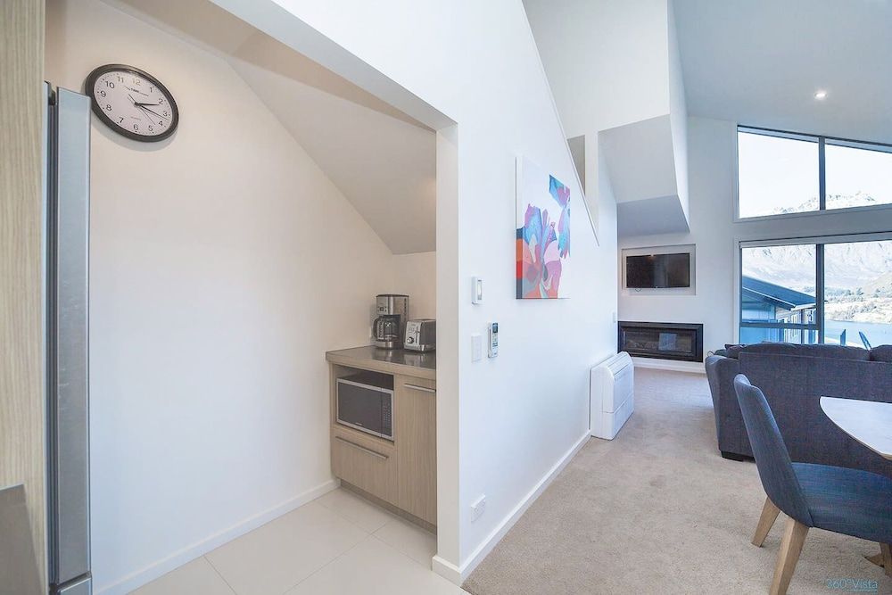 undefined Wai View 7