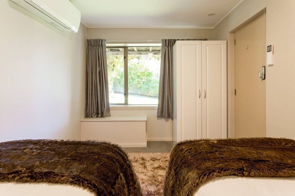 undefined Private & Charming Panorama Retreat