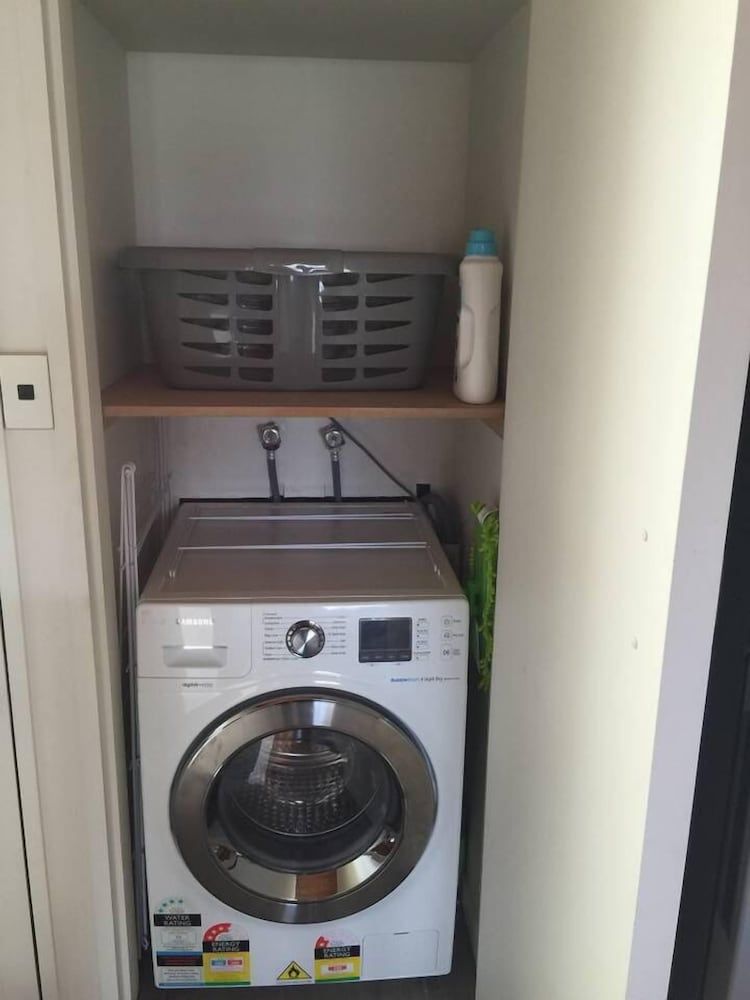 Spacious Lake View Townhouse Unbelievable SPA Villa (2 Bedrooms) 10