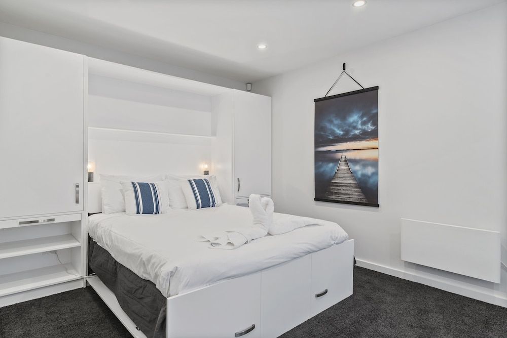 MODERN ALPINE LIVING SPECTACULAR VIEW Apartment 3