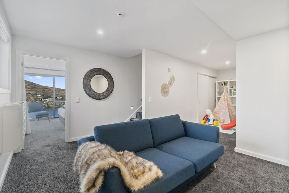 MODERN ALPINE LIVING SPECTACULAR VIEW Apartment 6