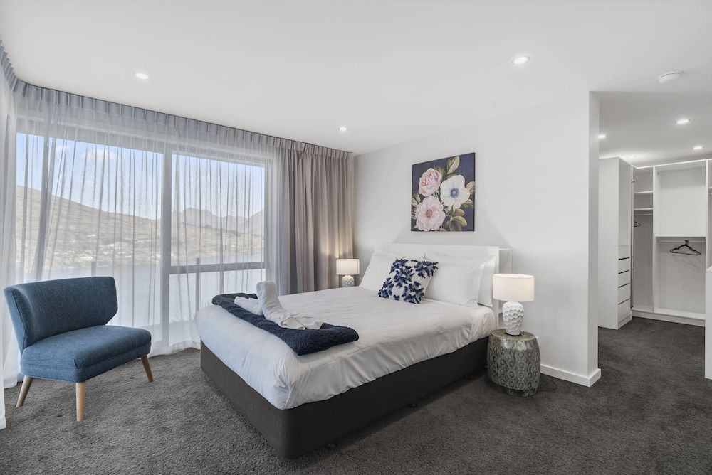 MODERN ALPINE LIVING SPECTACULAR VIEW Apartment 4