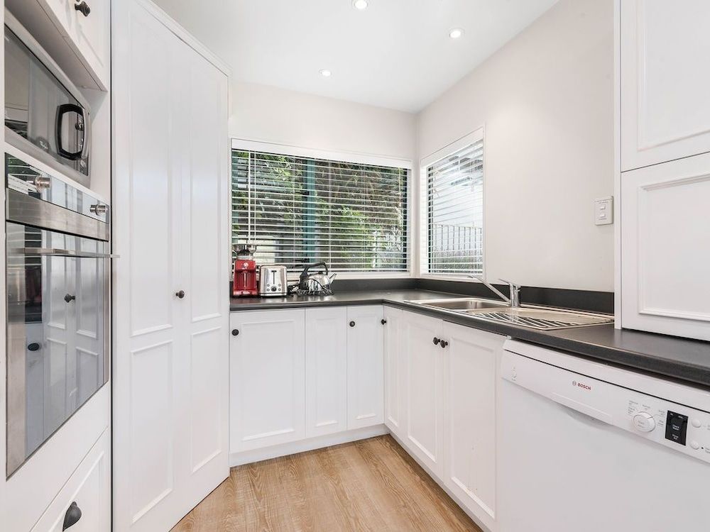 undefined LAKEFRONT LIVING AT REMARKABLES - EAST 10