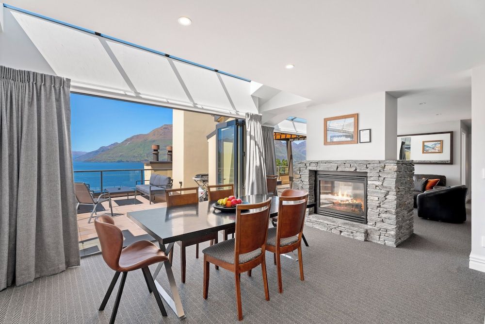 6-BEDROOM PENTHOUSE APARTMENT - THE BEACON Apartment 11