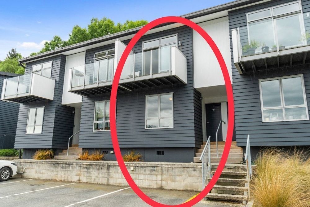 undefined 2-BEDROOM APARTMENT - BEECHWOOD 2