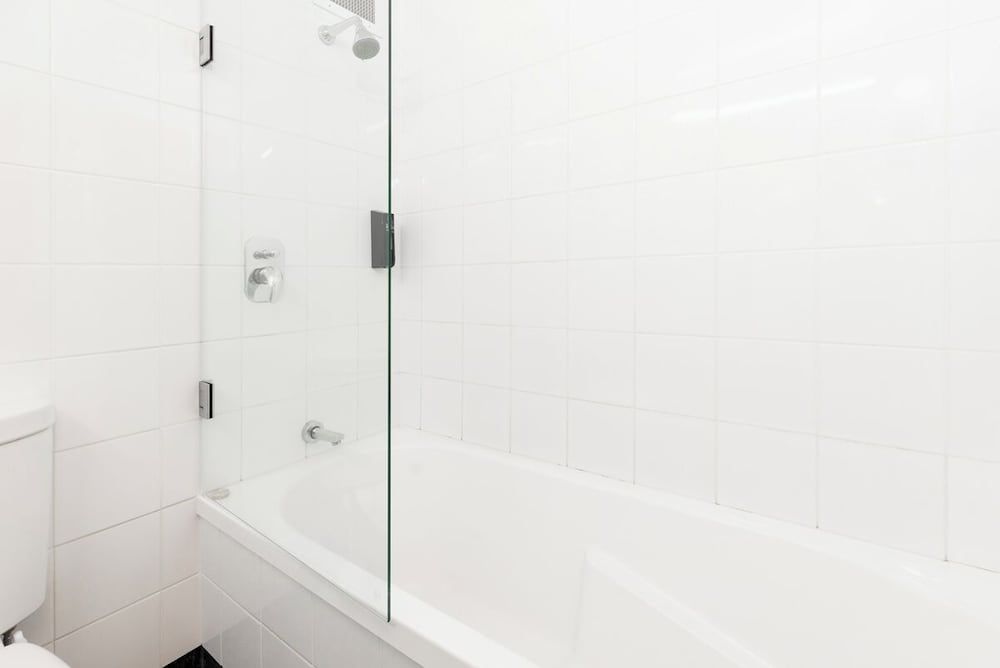 Methven Resort Deluxe Quadruple Room 3