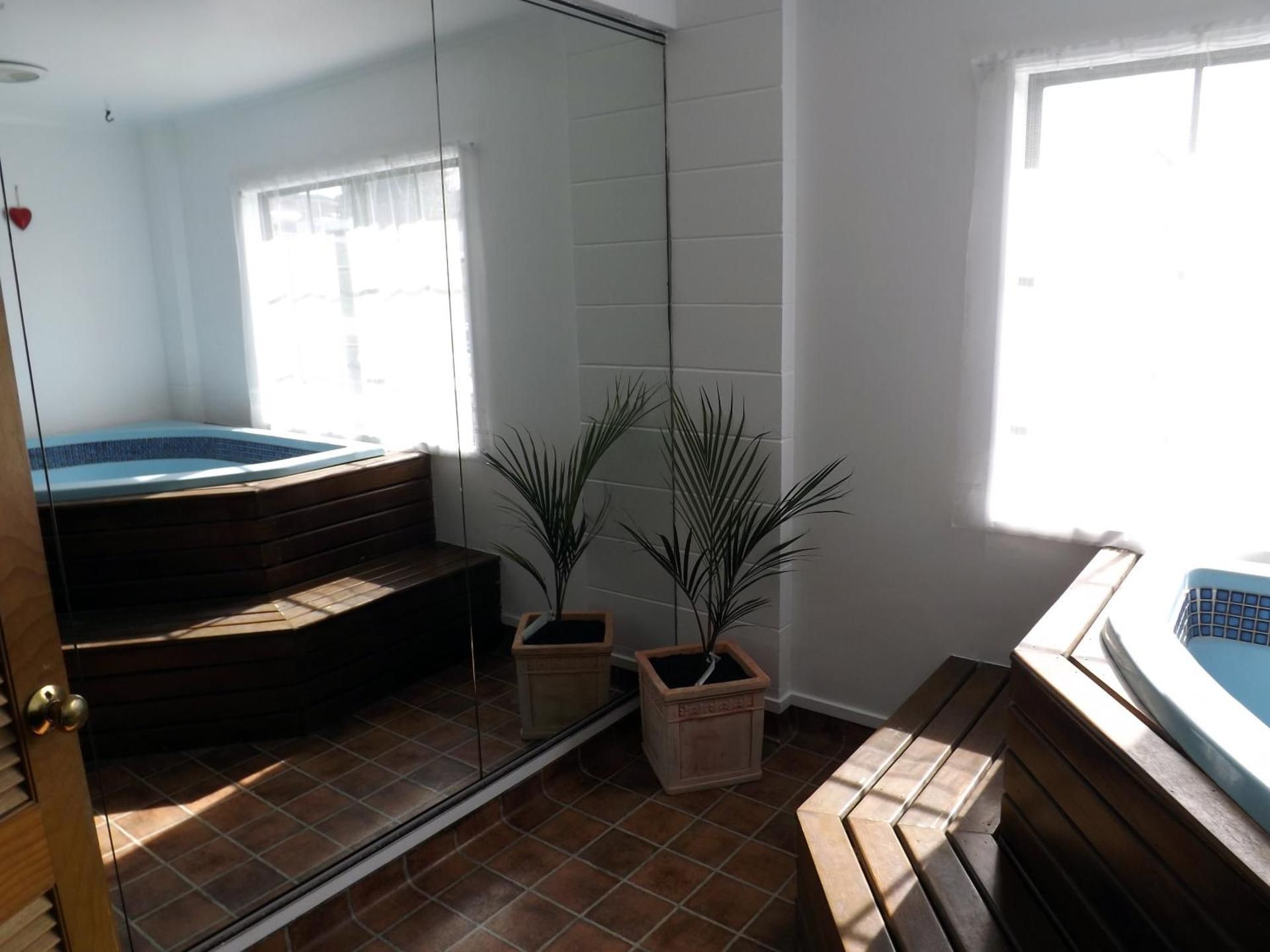 Mineral Spa Twin Studio Suite
