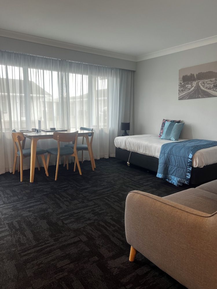 ASURE Surrey Court Executive Room 2