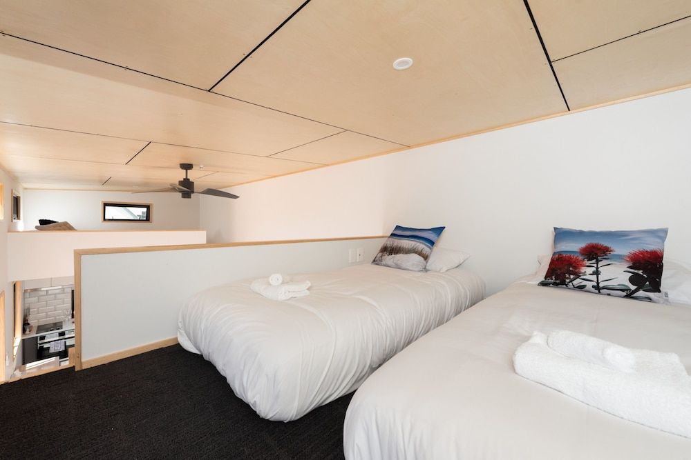 House, 2 Bedrooms