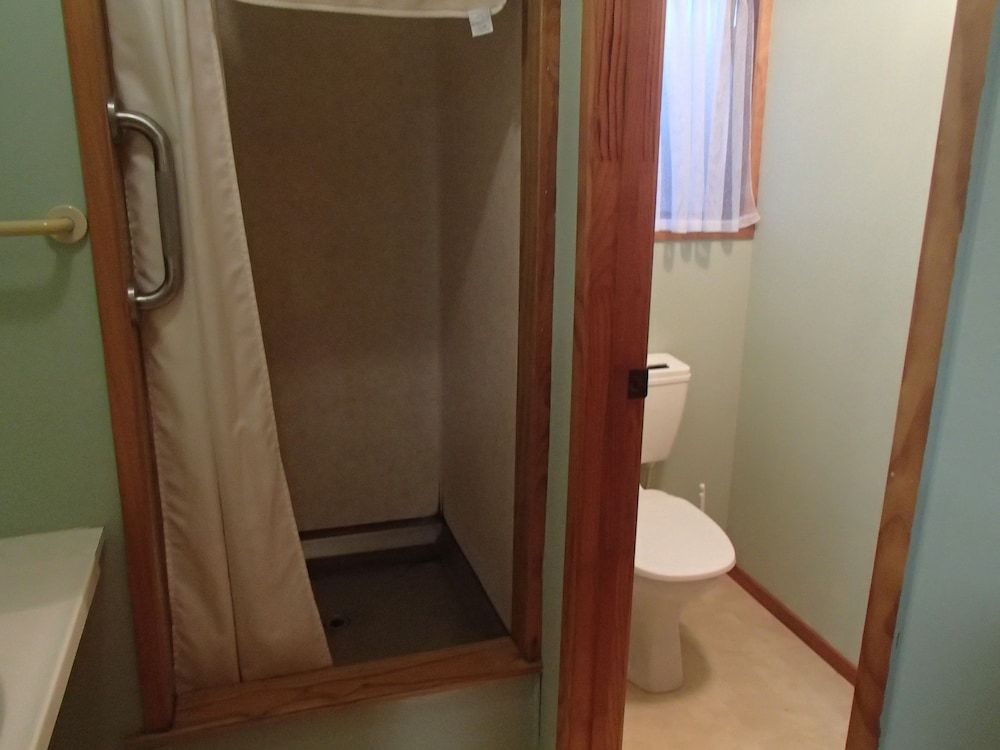 Whitesands Standard Studio 5