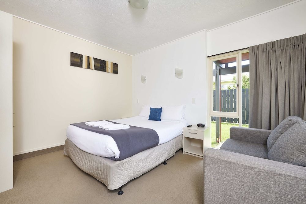 One Bedroom Apartment