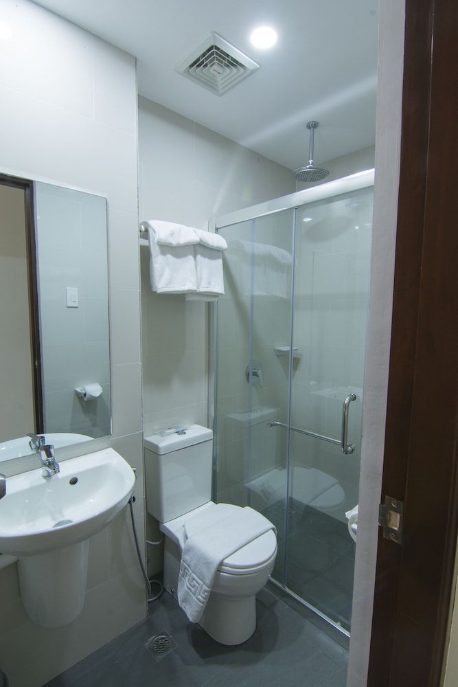Mango Suites Cauayan Standard Double Room 3