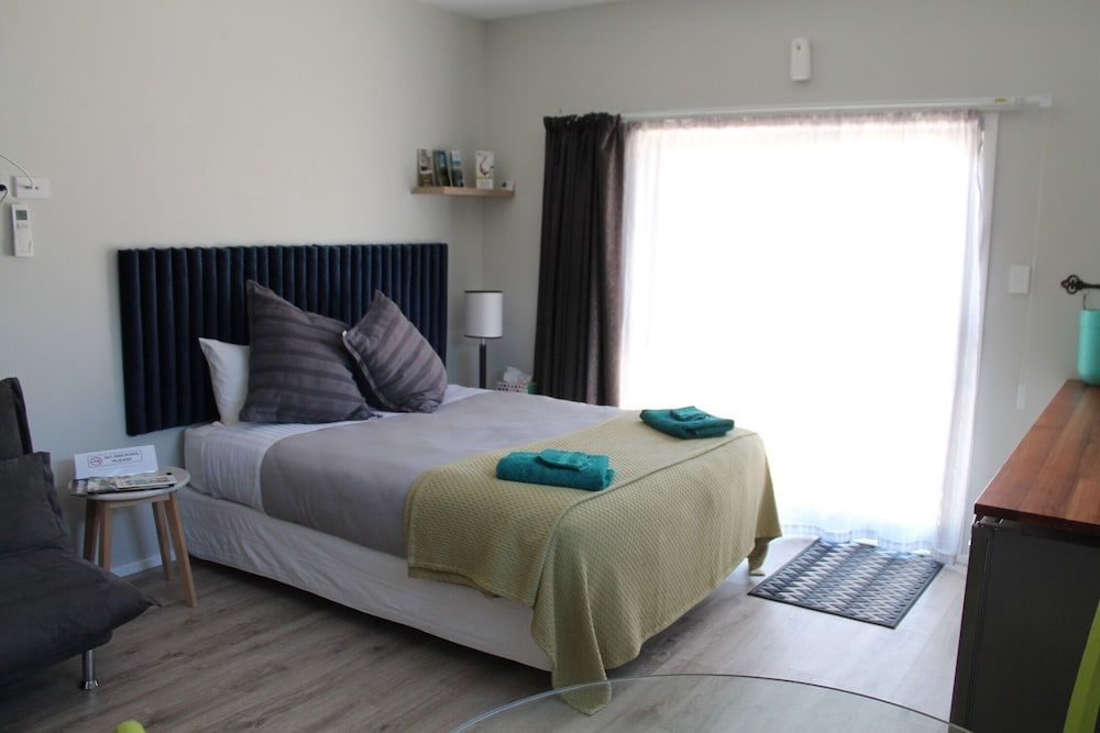 Large Studio Apartment