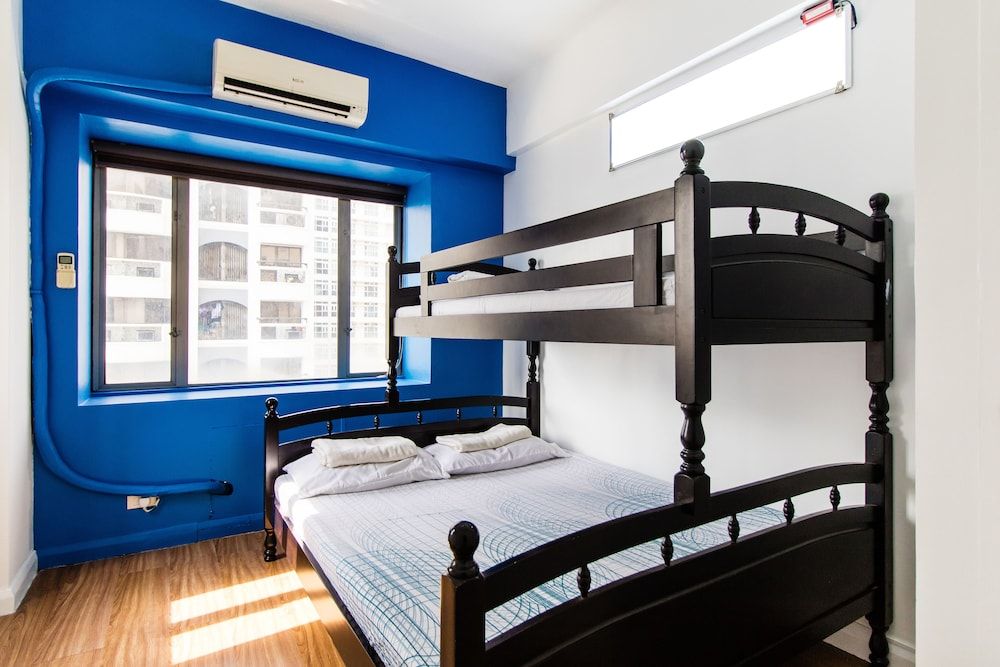 Alcoves Greenbelt Park Place Makati Deluxe Condo, 2 Bedrooms 2