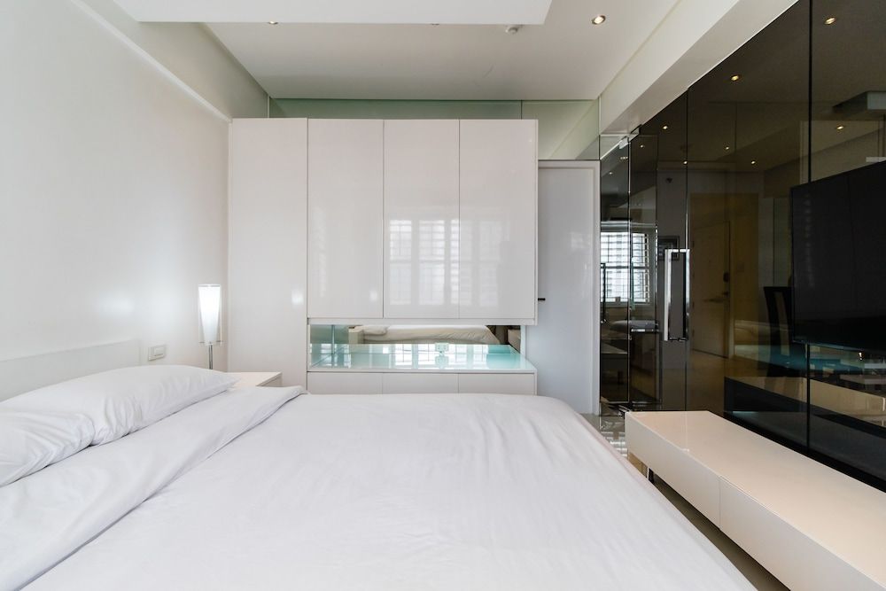 Alcoves Greenbelt Park Place Makati Executive Single Room, 1 Queen Bed with Sofa bed