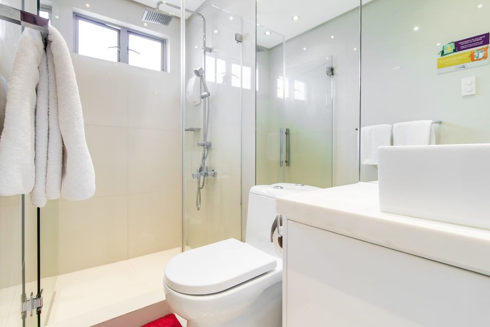 Alcoves Greenbelt Park Place Makati Executive Single Room, 1 Queen Bed with Sofa bed 7