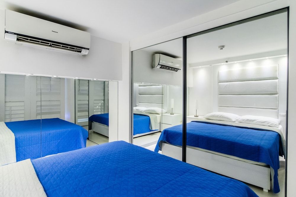 Alcoves Greenbelt Park Place Makati Premier 3 Bedroom (A10) 3