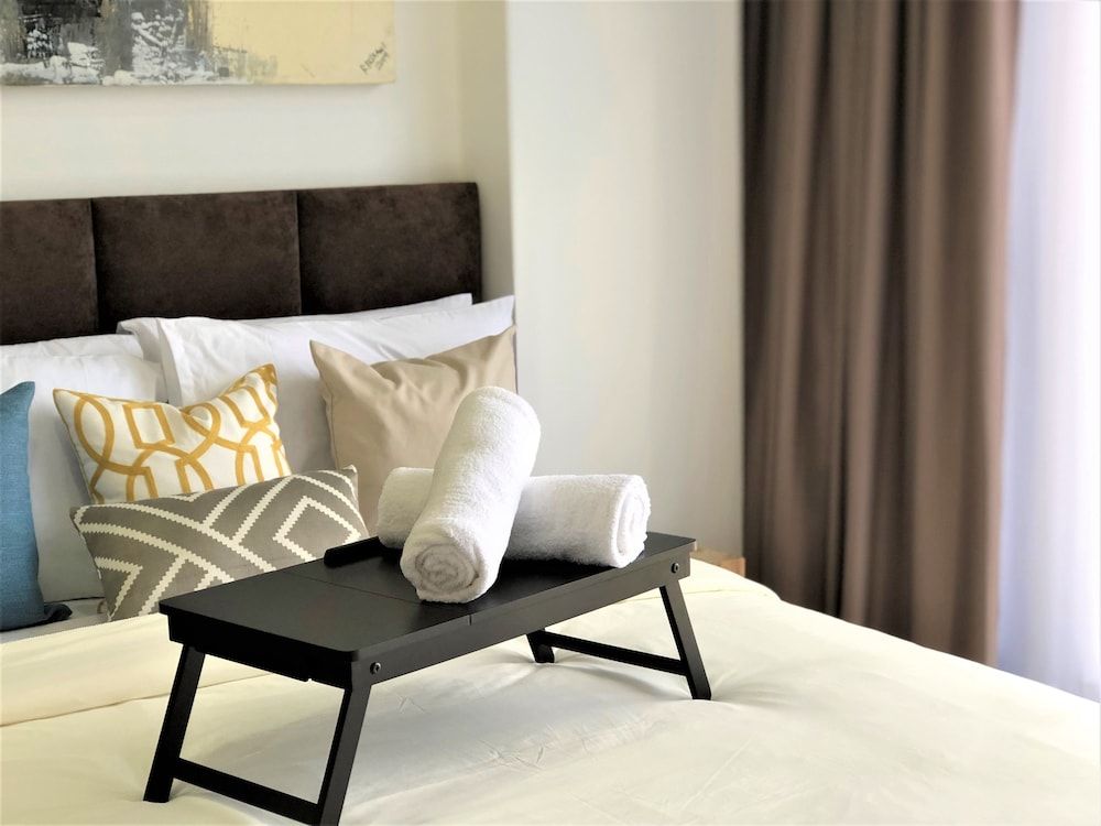 undefined Three Central 7