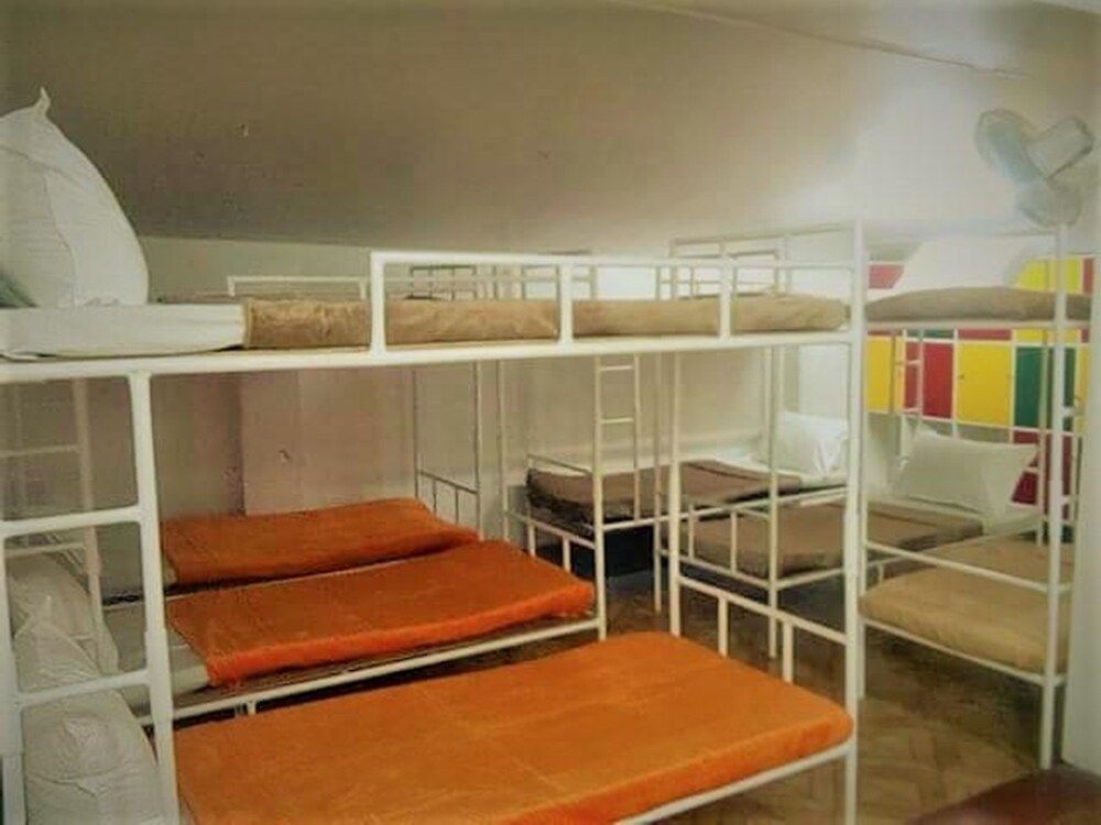 undefined Dormitels.ph Makati - Hostel 2