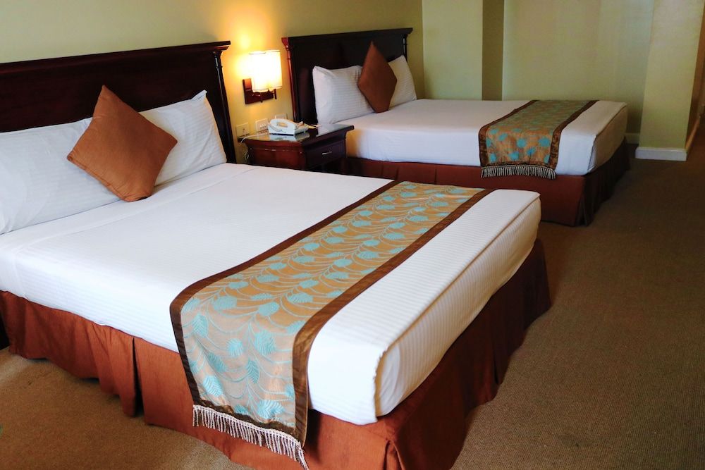 undefined Oxford Suites Makati 2