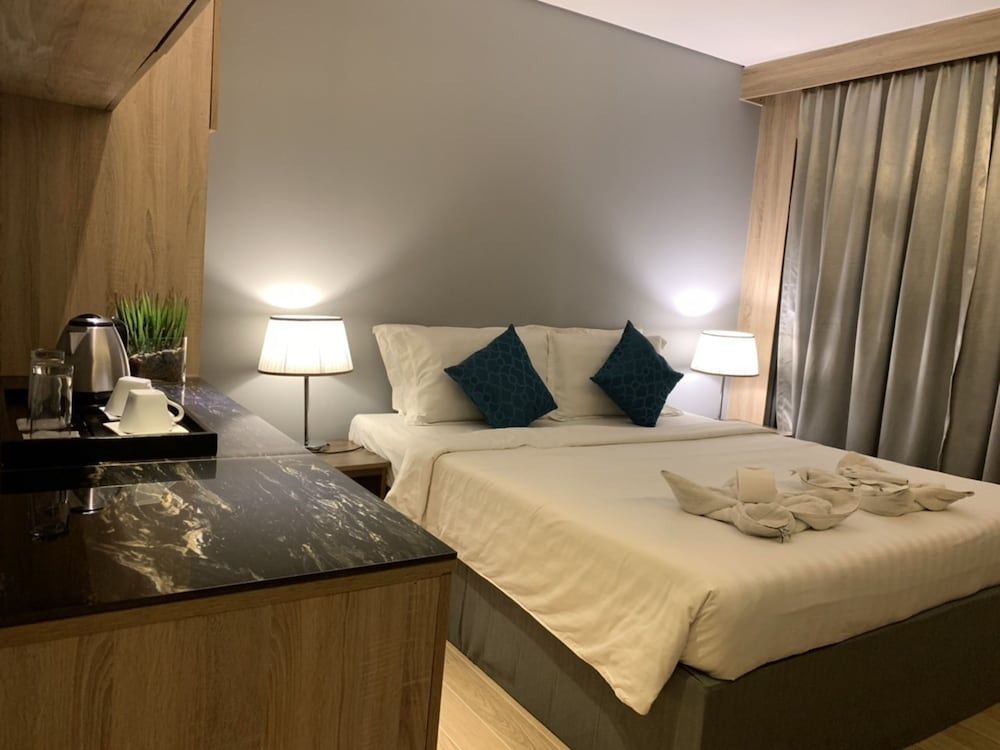 undefined Green Suites at Bel Air Soho 5