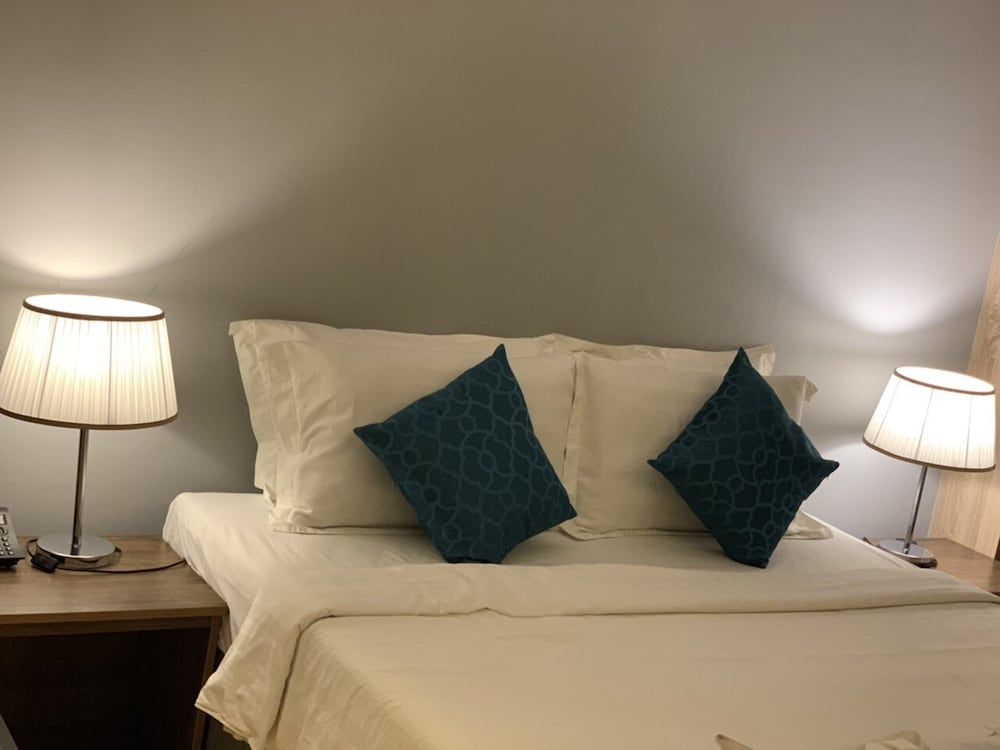 undefined Green Suites at Bel Air Soho 7