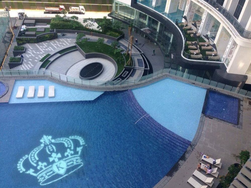 undefined Happy Suites at Knightsbridge Res Makati 2