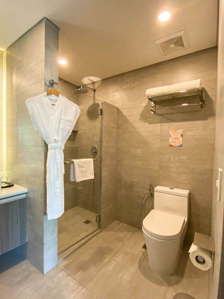 UNWND Flats Makati Executive Room 7
