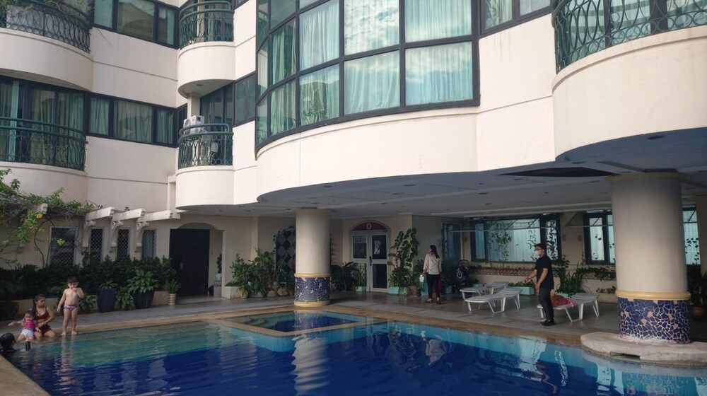 undefined Capital O 914 Makati Palace Hotel 5