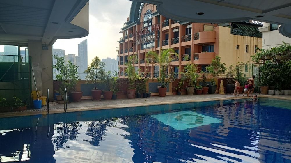 undefined Capital O 914 Makati Palace Hotel 4