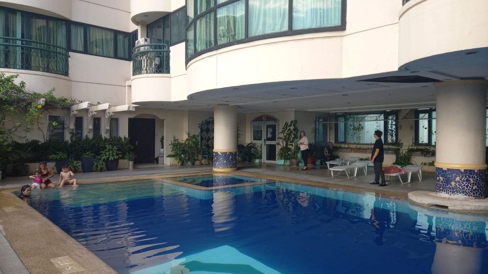 undefined Capital O 914 Makati Palace Hotel 7