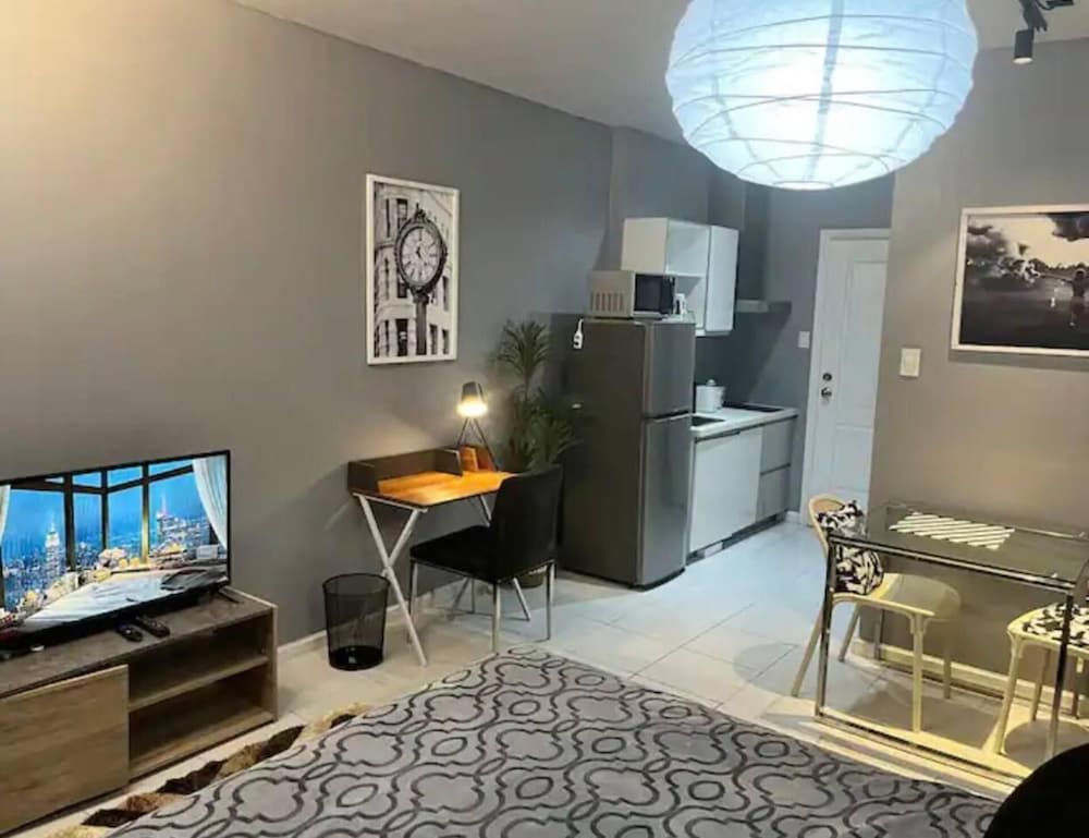 The Gramercy Residence Makati Suite Amazing View Studio 12