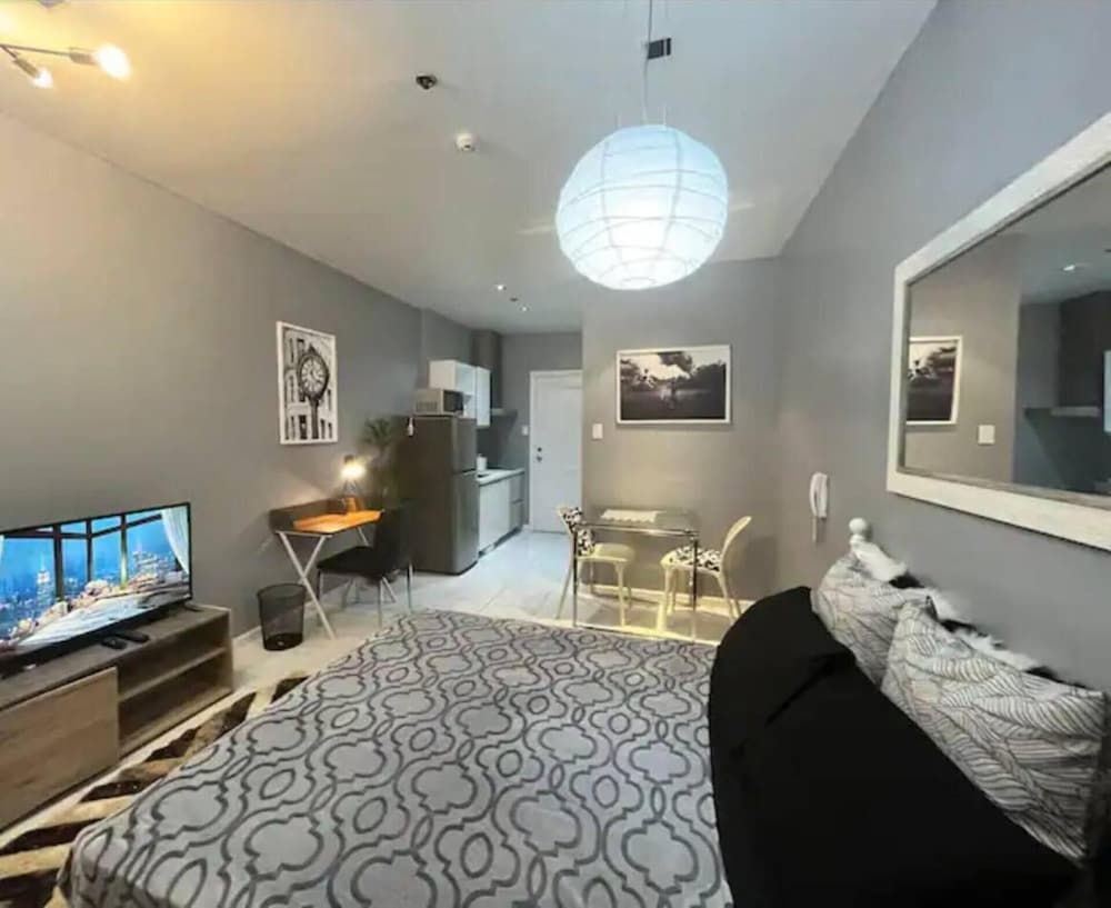 The Gramercy Residence Makati Suite Amazing View Studio 11