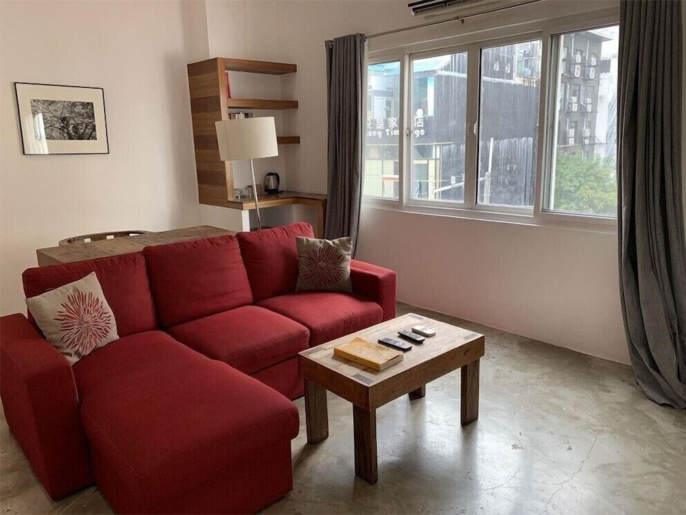 undefined Element Boutique Hotel