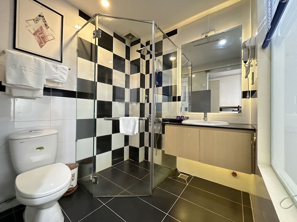 undefined Capital O 963 The Residence Olympia 4