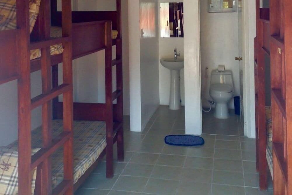 Brizo Hotel and Beach Resort Super Deluxe Room 4