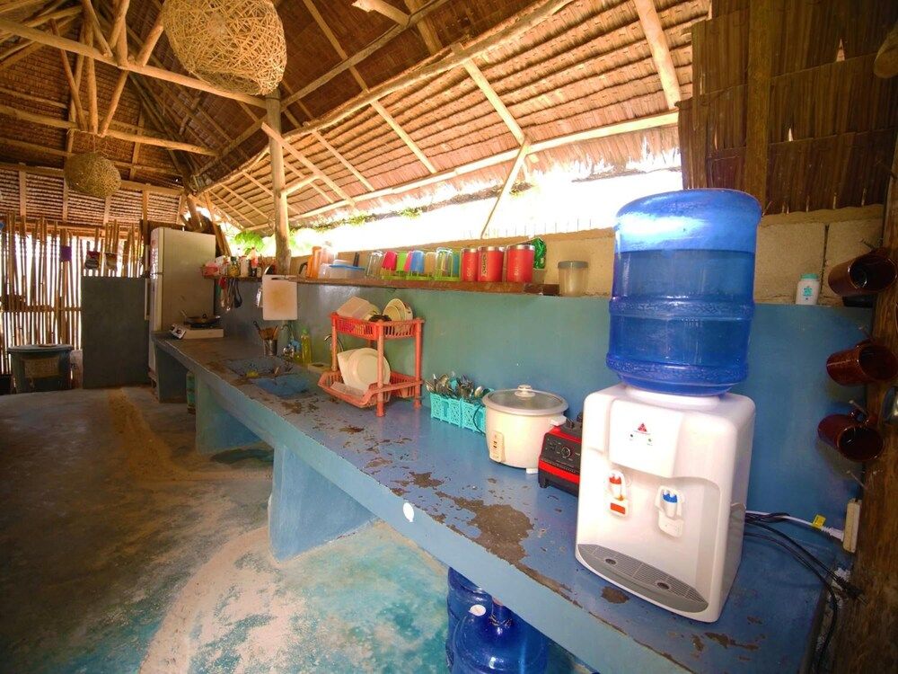 Paglaom Hostel - Adults Only